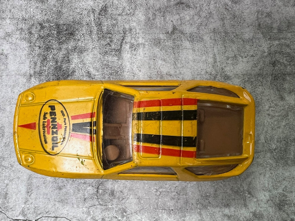 Zee Toys 1980-1986 Porsche 928S Yellow 1:64 Scale Diecast 928 #D89 Pennzoil C17