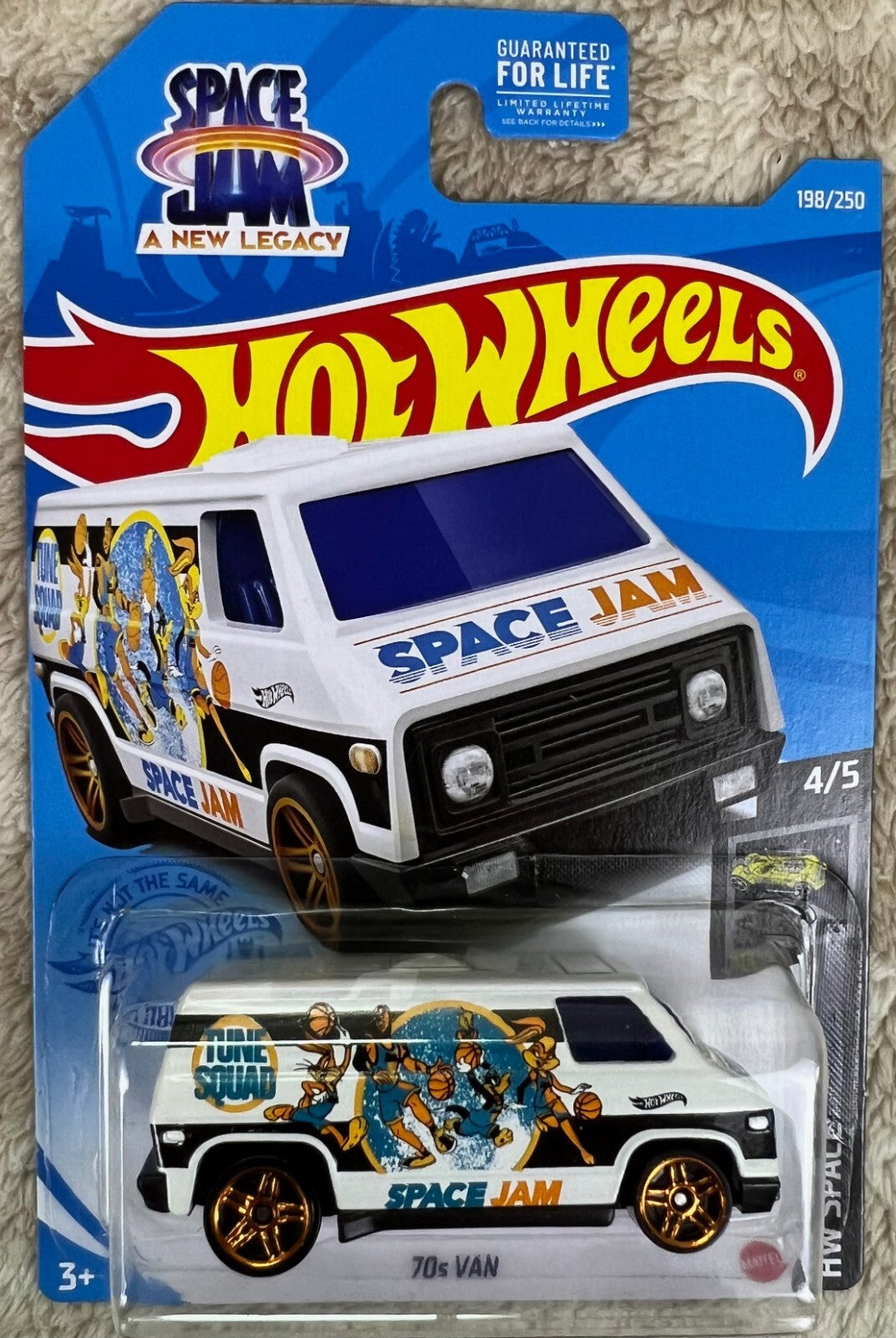 ☄️Hot Wheels Space Jam 70s Van HW Space 198/250 LeBron James Bugs Bunny HW18☄️
