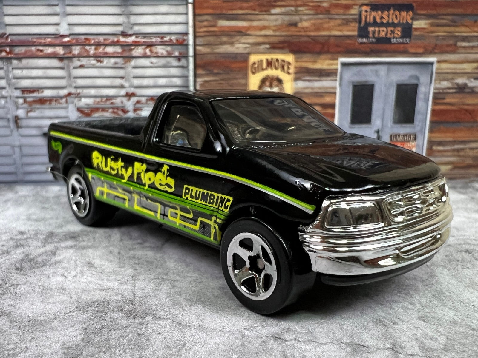 🔥🔥🔥🔥Hot Wheels 1997 Black Ford F-150 Pickup Rusty Pipes Plumbing C11🔥🔥🔥🔥