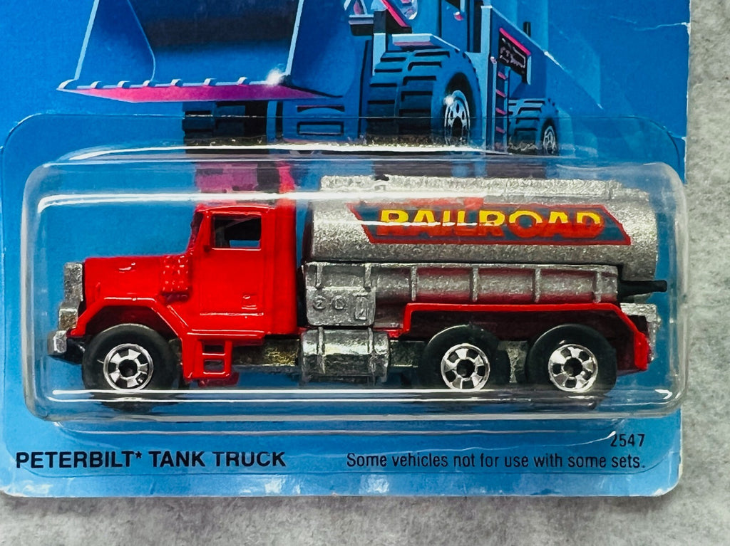 🔥🔥🔥Hot Wheels Workhorses Peterbilt Tank Truck #2547 H22🔥🔥🔥