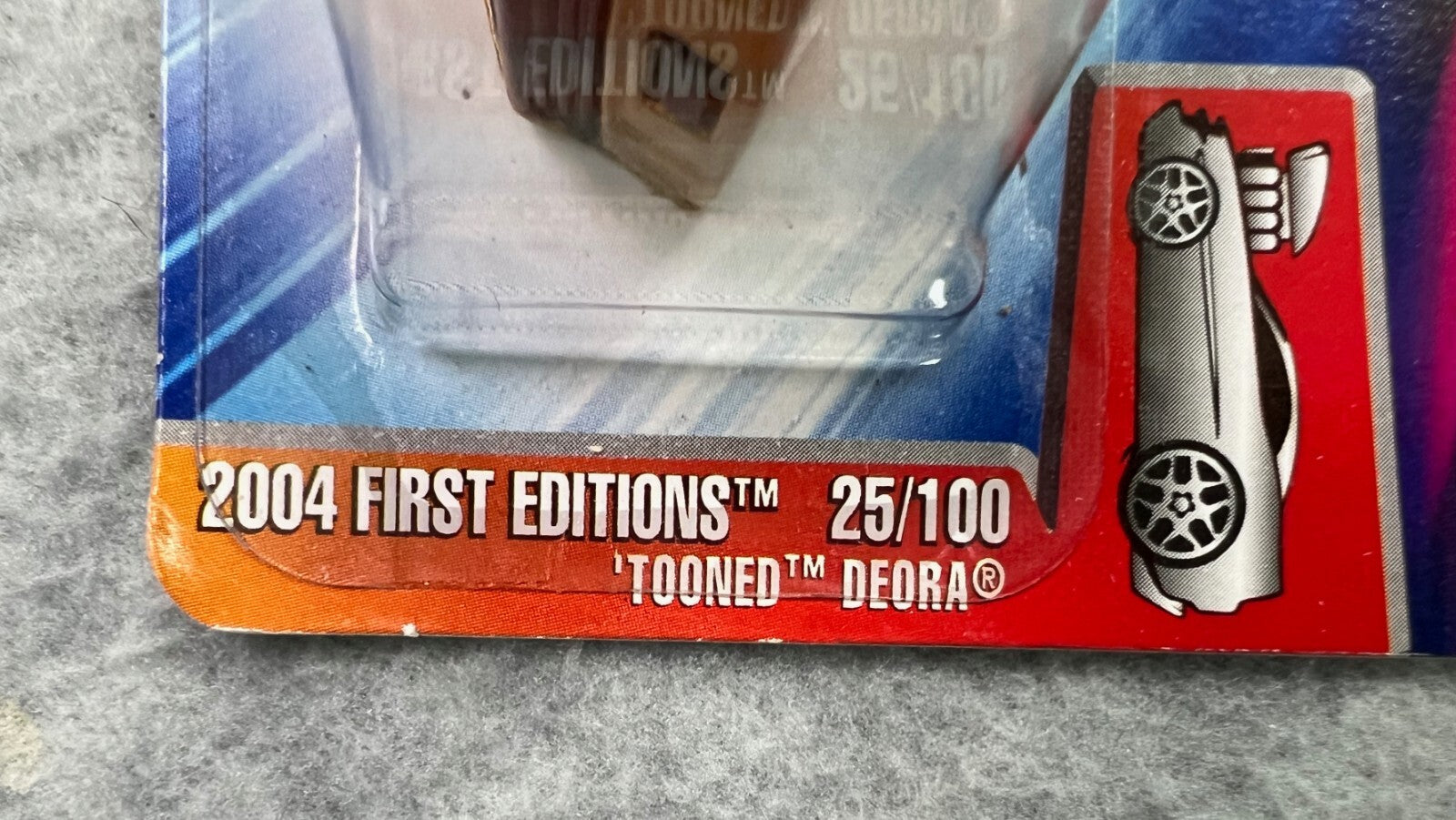 🔥🔥🔥Hot Wheels 2004 Gold Tooned Deora  Hot Wheels First Editions H25🔥🔥🔥
