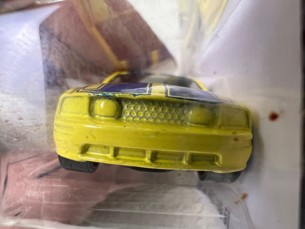 🔥🔥🔥Hot Wheels #92 HW City-Mustang 2005 FORD MUSTANG GT Yellow  HW12🔥🔥🔥