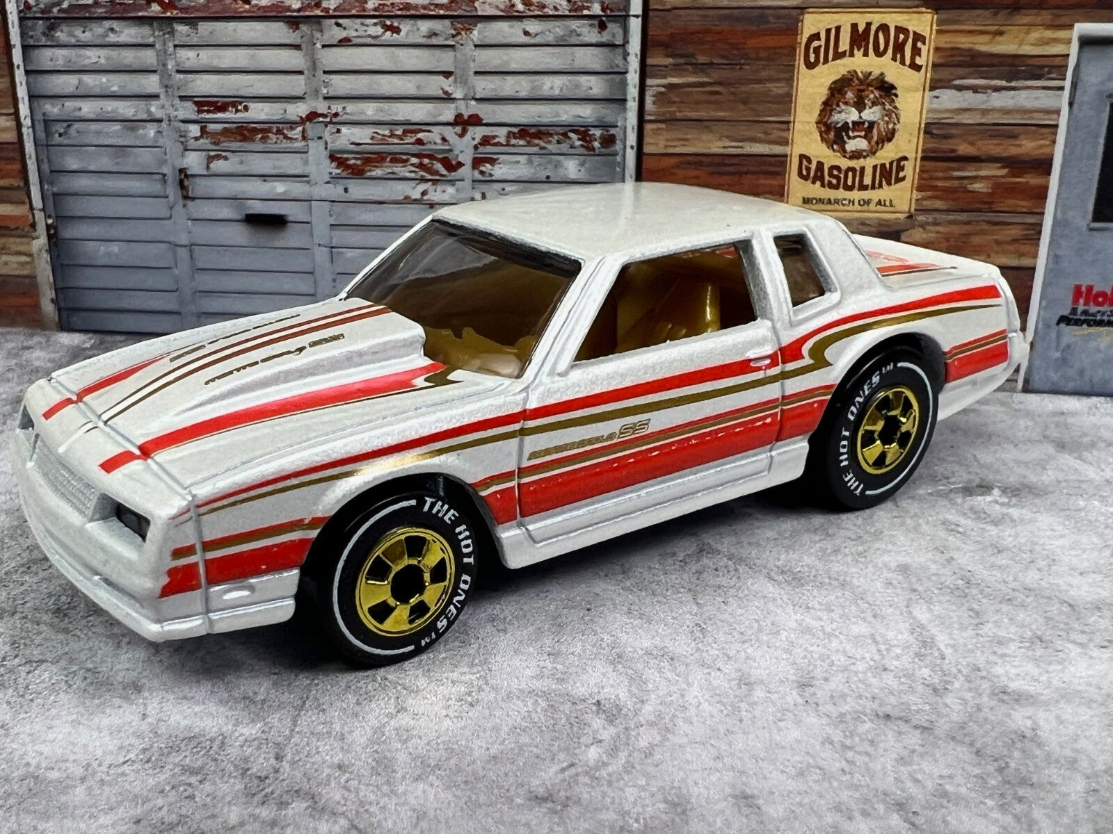 🇺🇸🇺🇸Hot Wheels The Hot Ones Monte Carlo SS Chase White 🇺🇸🇺🇸