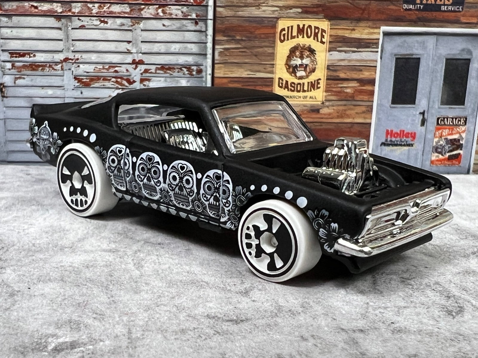 🔥🔥🔥Hot WheelsPlymouth Barracuda 1969 Day Of The Dead C17🔥🔥🔥