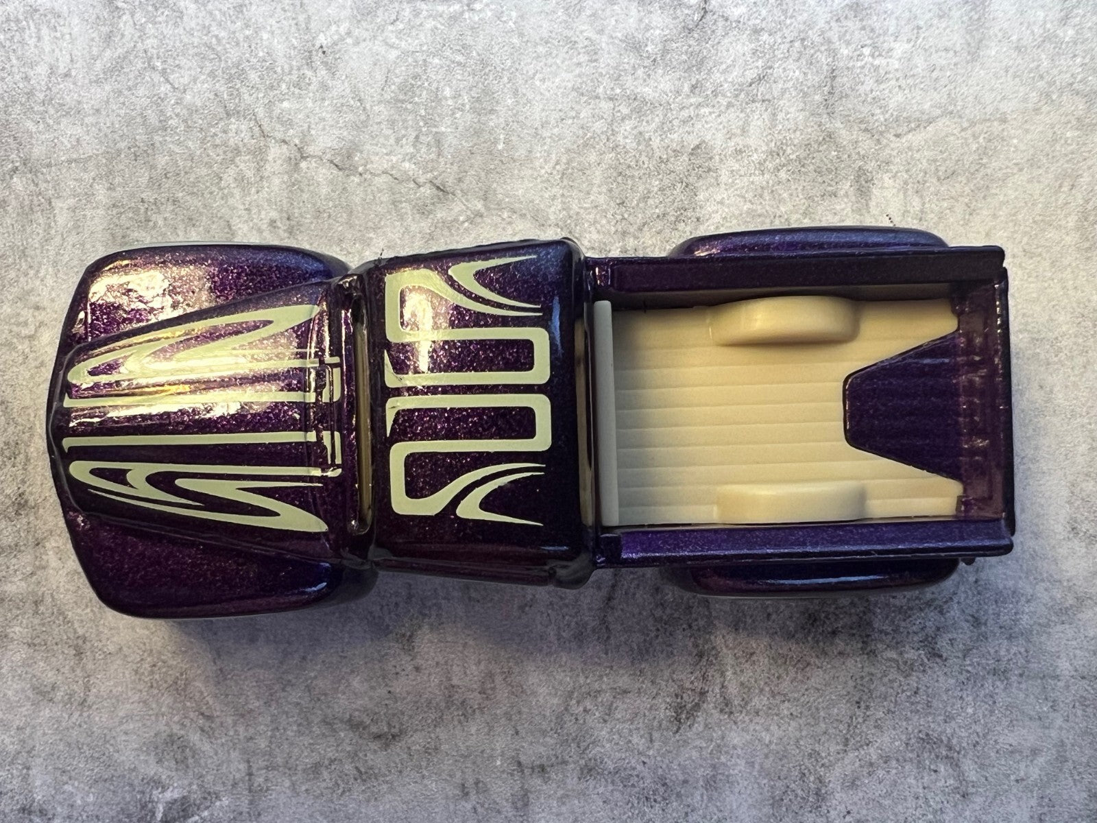 🇺🇸🇺🇸🇺🇸Hot Wheels 1949 Ford F1 Pickup Truck Purple C4🇺🇸🇺🇸🇺🇸