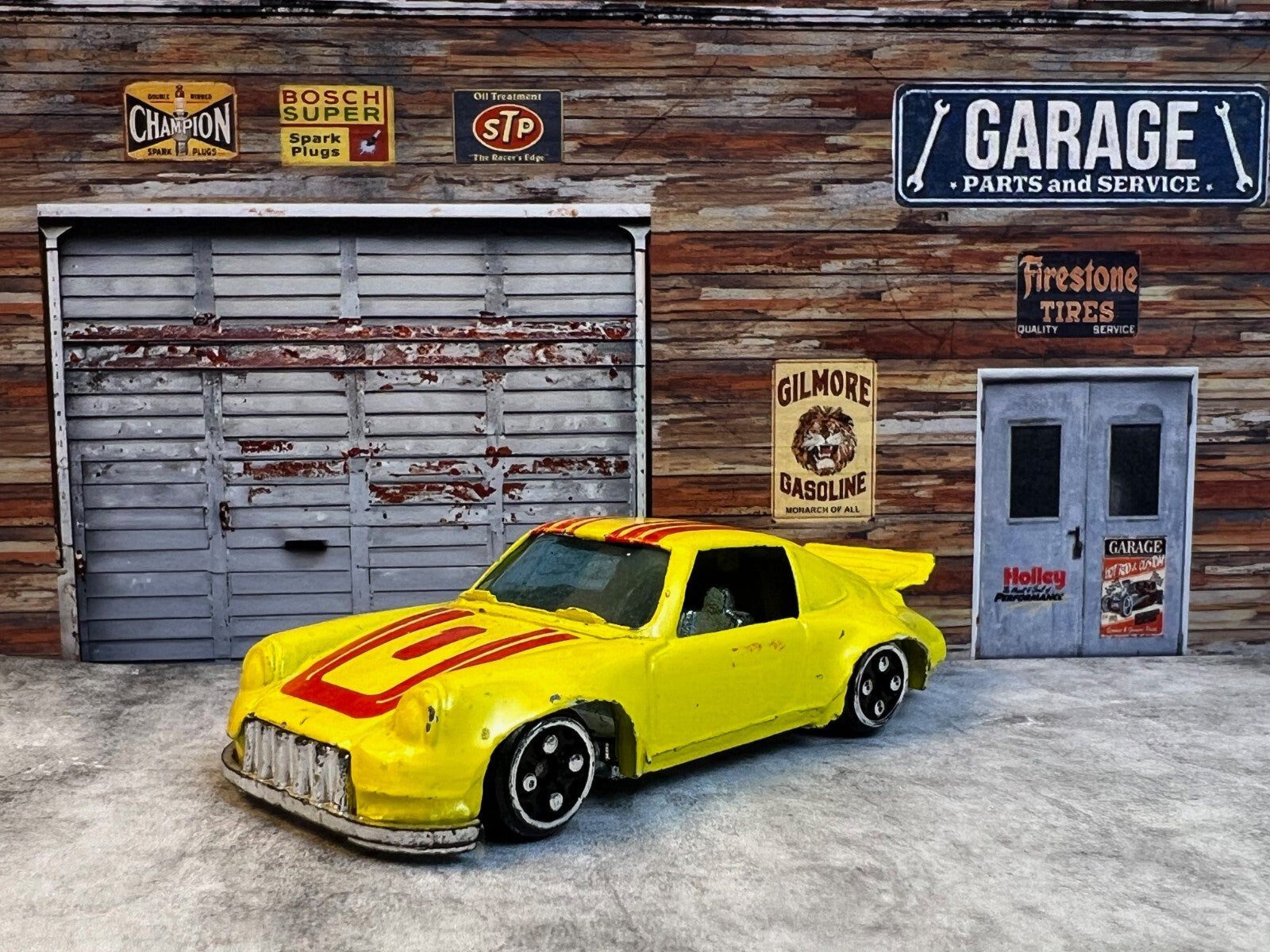 🇩🇪Vintage Unbranded Yellow Porsche Made in China 1:64 Scale model 672A C7🇩🇪