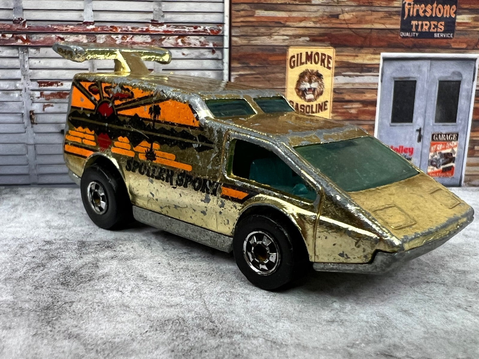 🔥🔥🔥Vintage Spoiler Sport Van 1976 Hot Wheels Gold Hong Kong C9🔥🔥🔥
