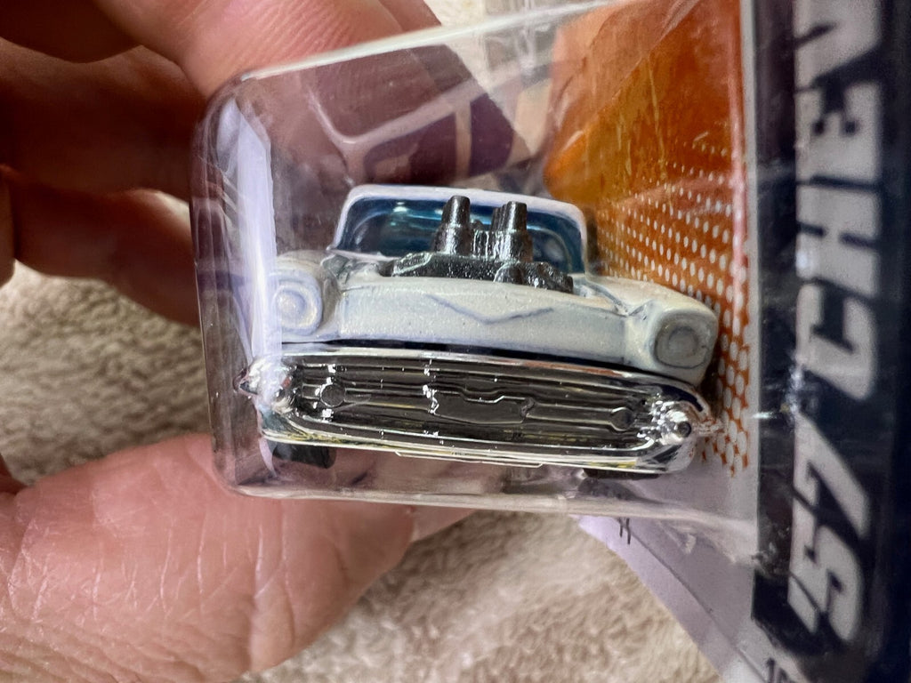 🇺🇸🇺🇸Hot Wheels HW Racing 10/10 ‘57 Chevy Bel Air 160/244 White HW18🇺🇸🇺🇸