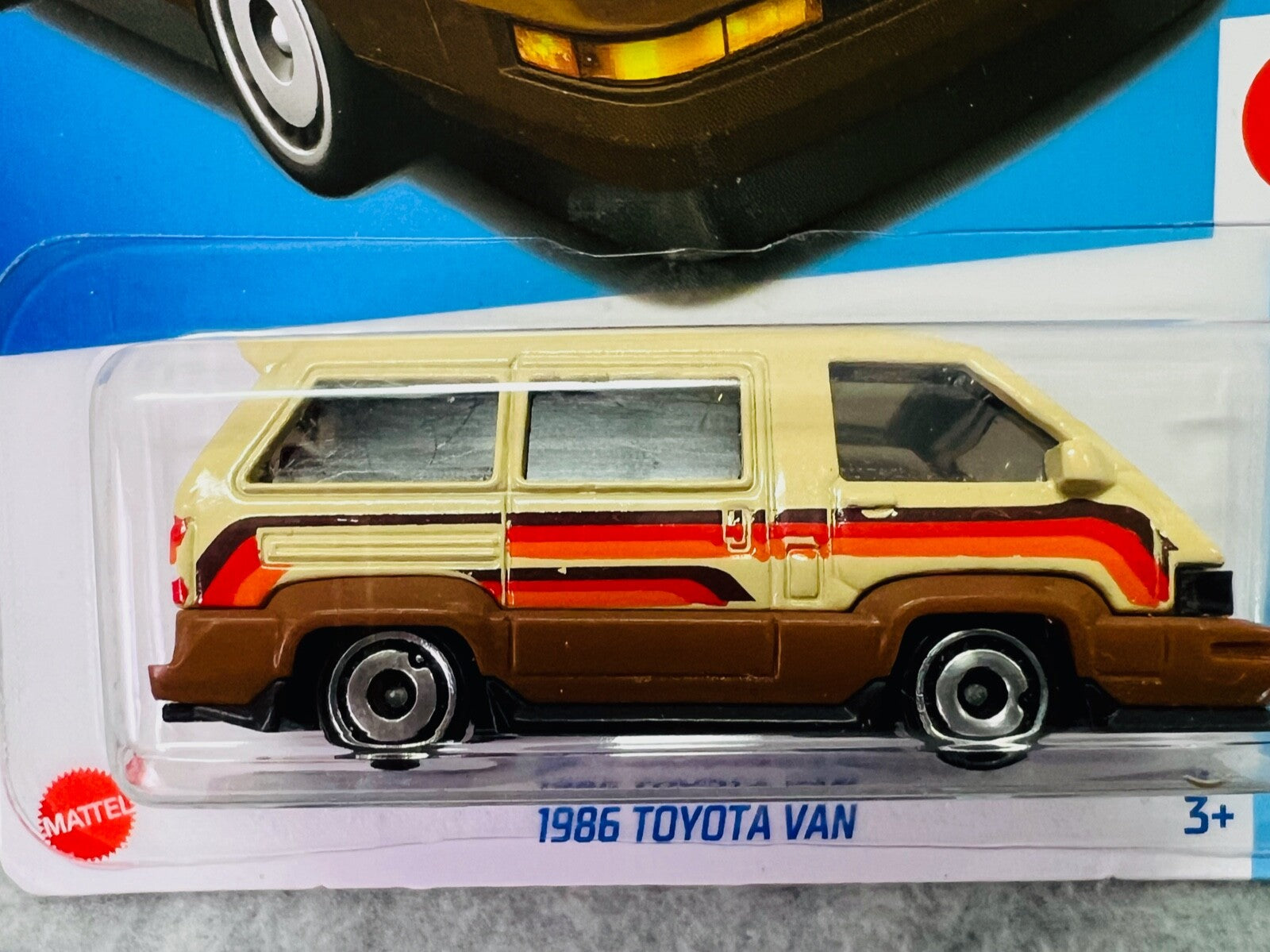 🔥🔥🔥Hot Wheels 2023 HW J-Imports 6/10 Tan 1986 Toyota Van H24🔥🔥🔥
