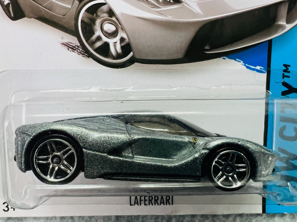 🇮🇹Hot Wheels Ferrari Laferrari Silver HW City 2014 Speed Team Grey H23🇮🇹