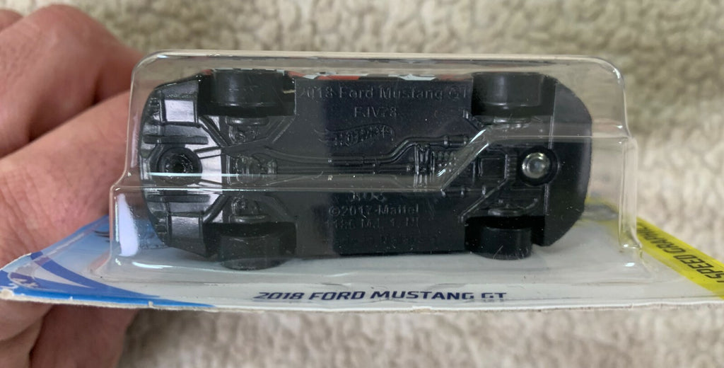 **** Hot Wheels - 2018 Ford Mustang GT HW Speed Graphics 2/10 Short Card HW06***