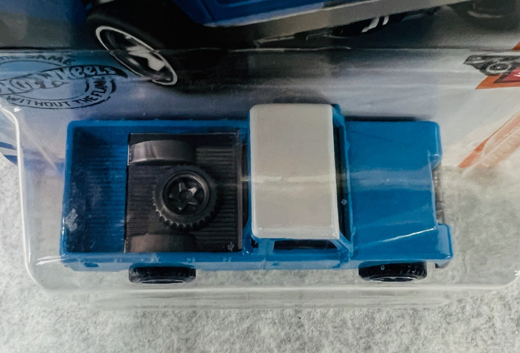 🔥🔥🔥Hot Wheels Hot Trucks Blue Land Rover Series III Pickup Truck H24🔥🔥🔥