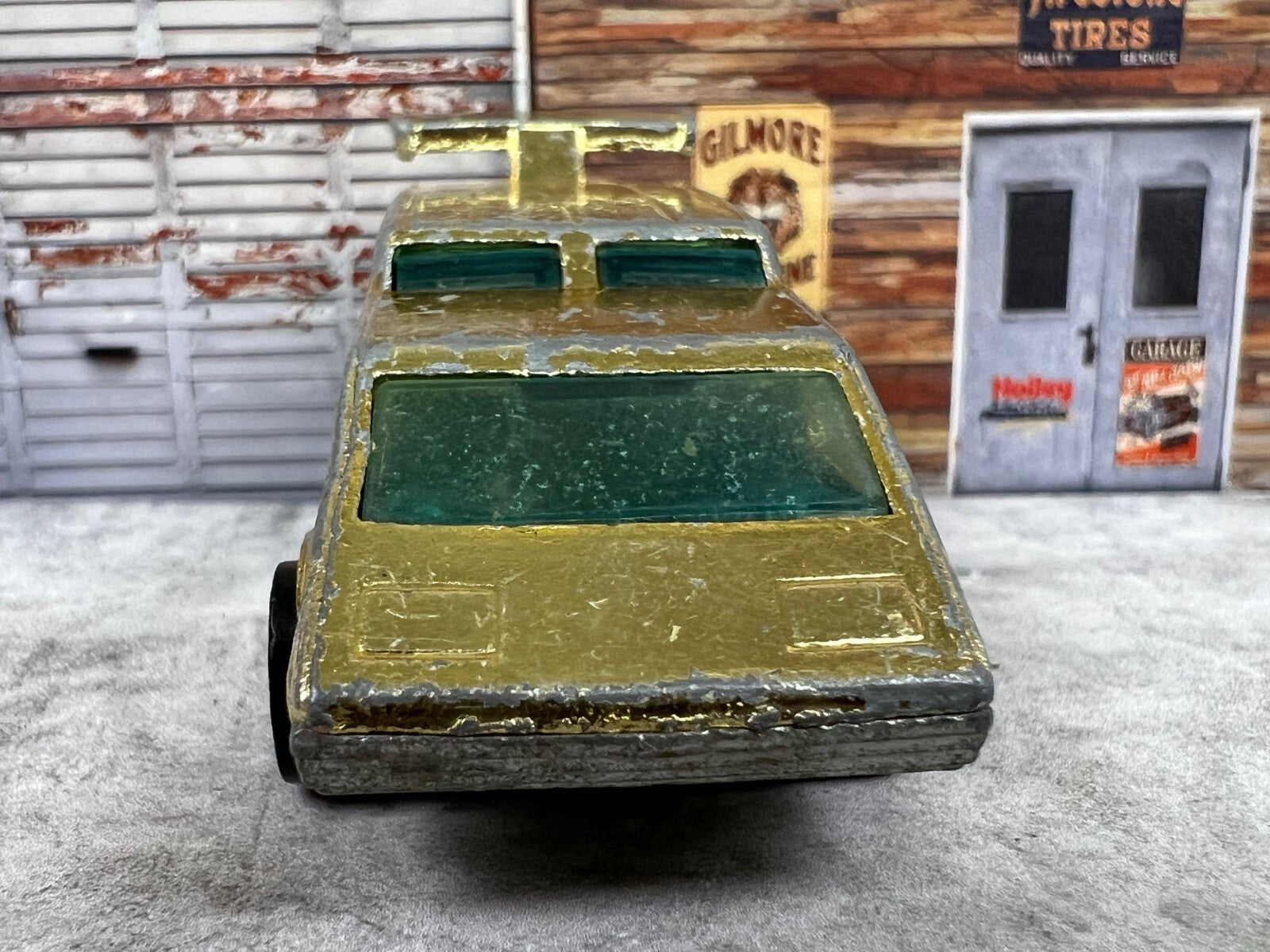 🔥🔥🔥Vintage Spoiler Sport Van 1976 Hot Wheels Gold Hong Kong C9🔥🔥🔥