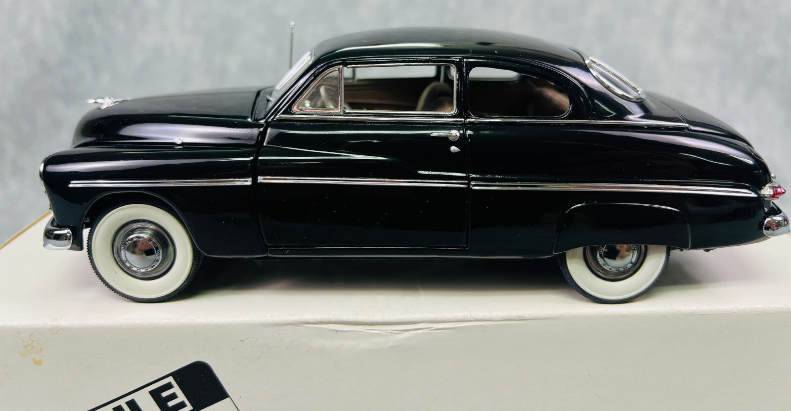 🇺🇸🇺🇸Danbury Mint 1949 Mercury Club Coupe Diecast 1:24 Black🇺🇸🇺🇸