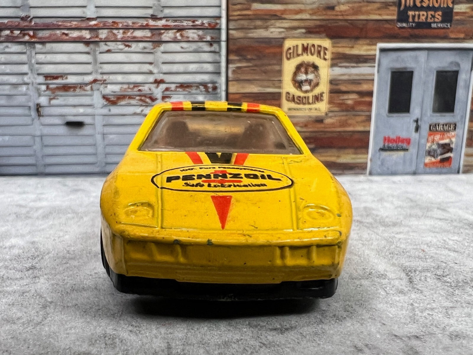 Zee Toys 1980-1986 Porsche 928S Yellow 1:64 Scale Diecast 928 #D89 Pennzoil C17