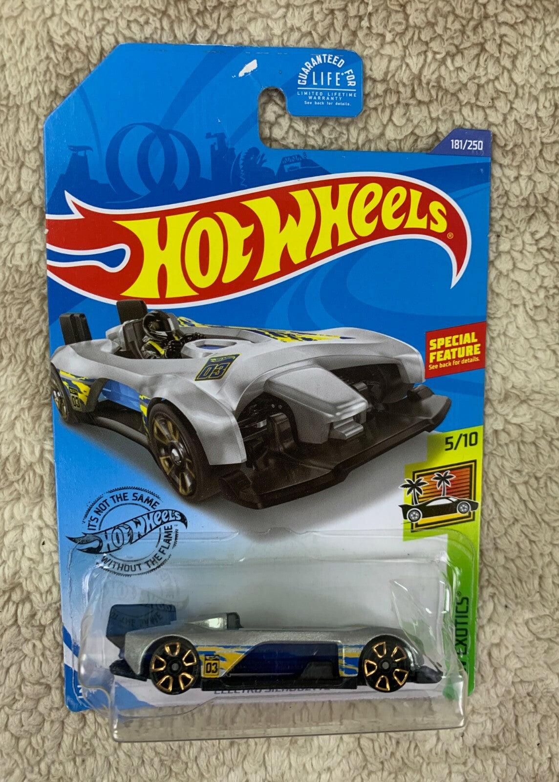 Hot Wheels - 2020 HW Exotics 5/10 Electro Silhouette 181/250 Silver/Blue HW05