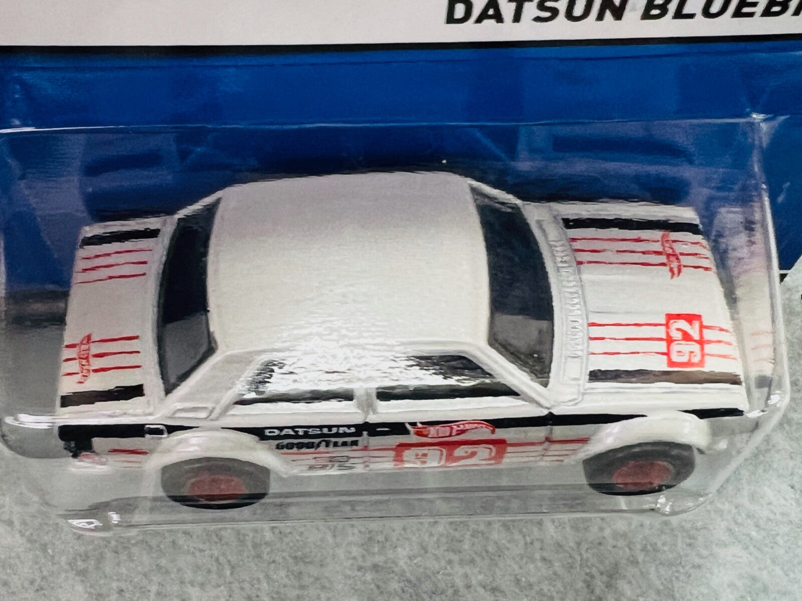 🎌🎌🎌Hot Wheels Nissan Datsun Bluebird 510 White w/Real Riders HW23🎌🎌🎌