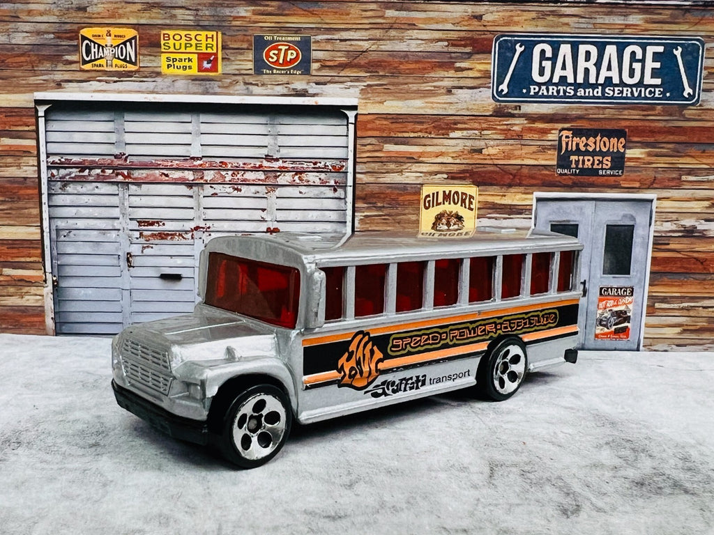 🇺🇸Hotwheels Street Art Speed Power Attitude Graffiti School Bus C15🇺🇸