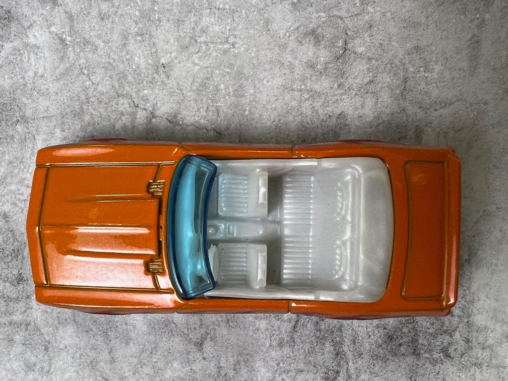 🔥🔥Hot Wheels 2006 Mattel 69 Camaro Convertible Orange Flames C16🔥🔥