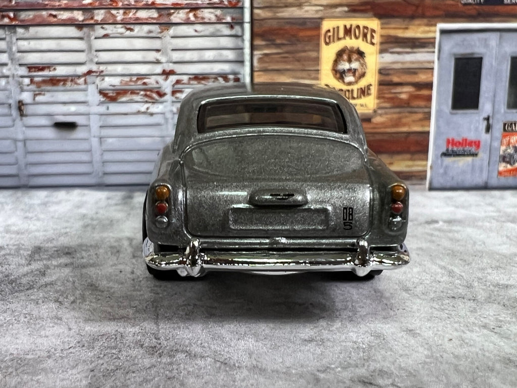 🇬🇧🇬🇧 Hot Wheels From Fast & Furious 1963 Aston Martin DB5 Silver 🇬🇧