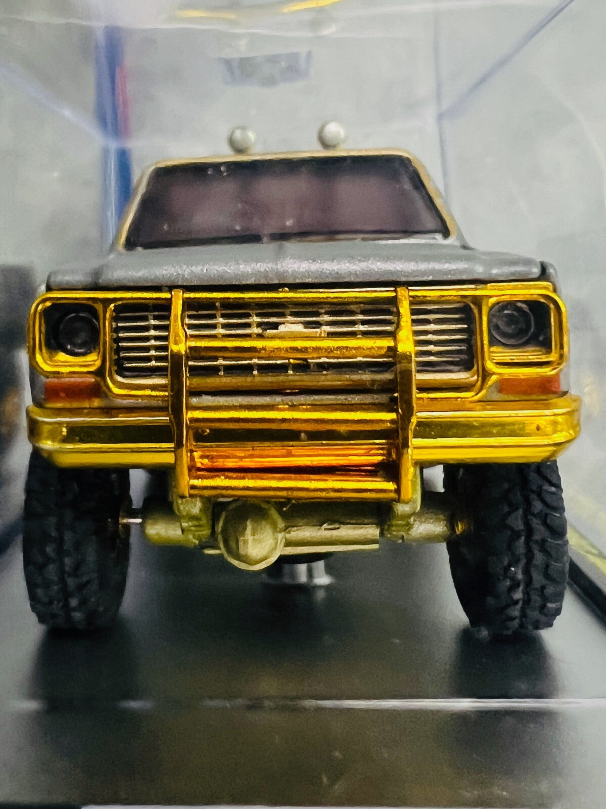 🔥M2 Machines  SEMA 73 Trucks 1973 Chevrolet Cheyenne Super 10 4x4 CHASE H33🔥