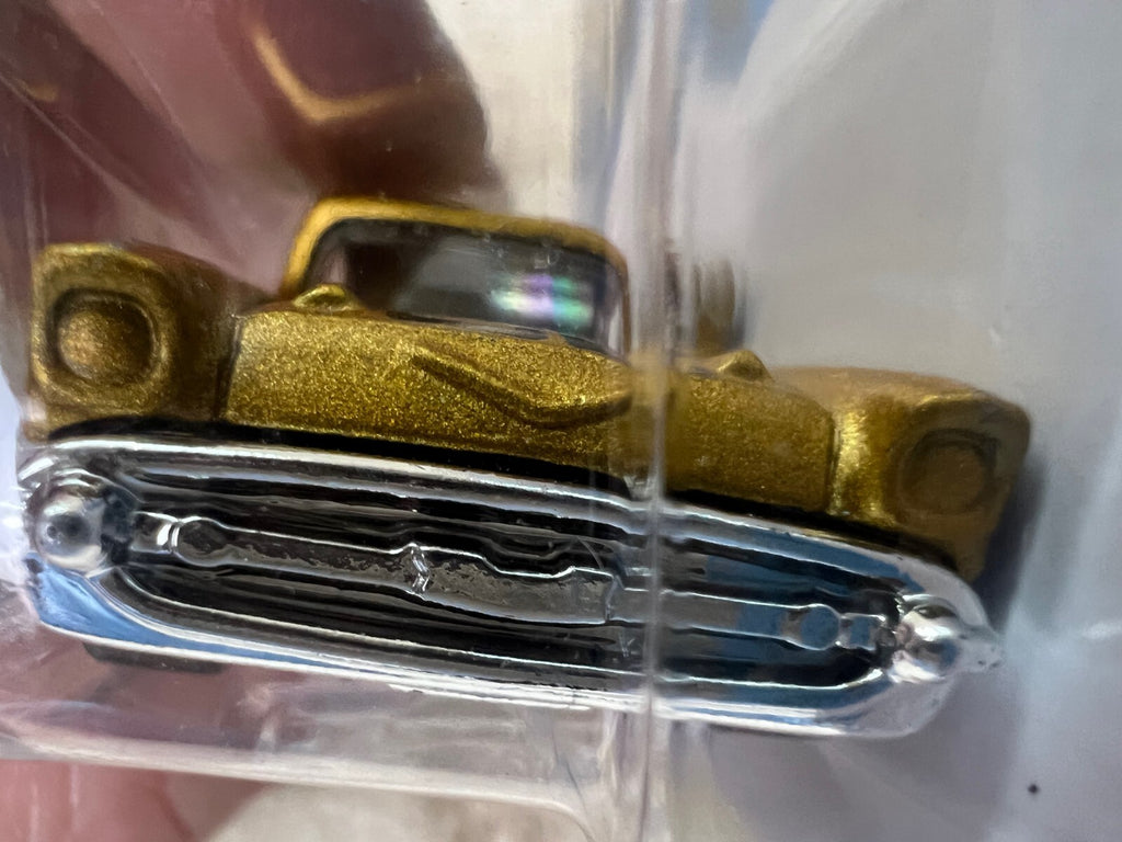 🇺🇸🇺🇸🇺🇸Hot Wheels 2022 HW Chevy Bel Air 3/5 Gold ‘57 Chevy HW05🇺🇸🇺🇸🇺🇸