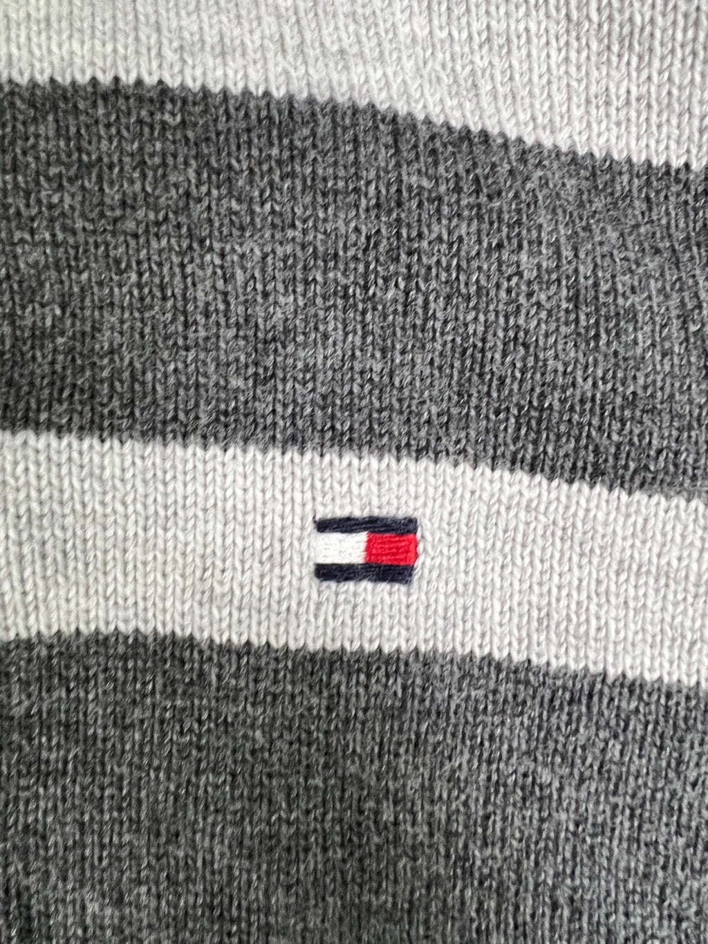 🔥🔥🔥Tommy Hilfiger  Mens X-Large Striped  1/4 ZIP Long Sleeve Sweater🔥🔥🔥