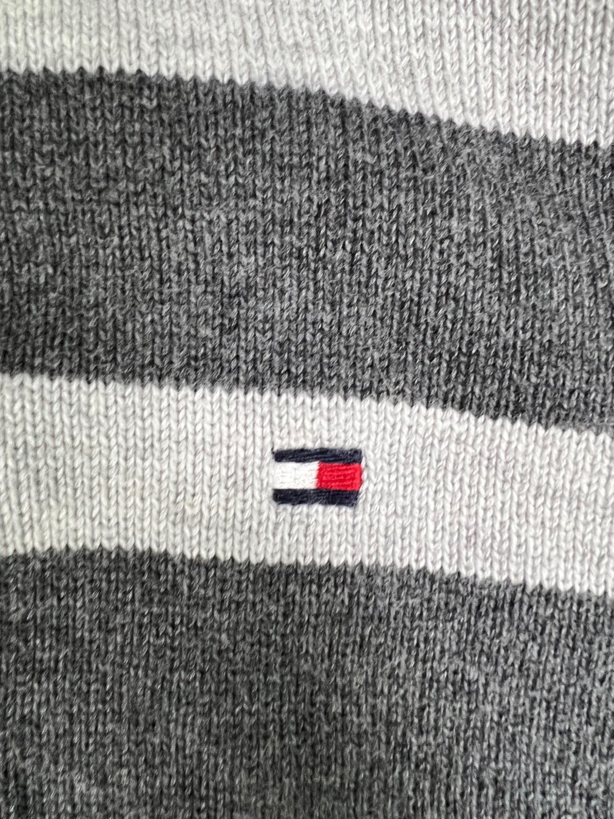 🔥🔥🔥Tommy Hilfiger  Mens X-Large Striped  1/4 ZIP Long Sleeve Sweater🔥🔥🔥