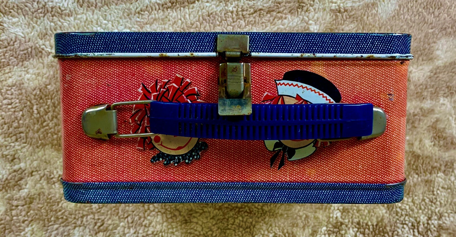 ******Rare Vintage Aladdin Raggedy Ann and Andy Metal Lunchbox  Rare 1973 ******