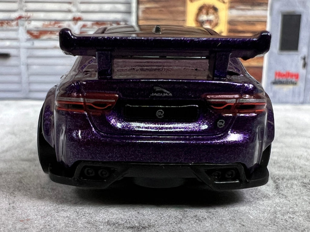 🔥🔥🔥🔥 Hot Wheels Motor Show Jaguar XE SV Project 8 Purple 🔥🔥🔥🔥