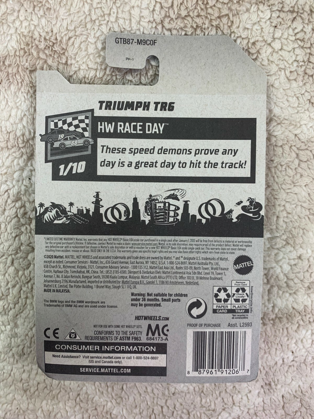 ****2021 Hot Wheels Target Red Edition Exclusive~TRIUMPH TR6~#9/250 HTF HW05****
