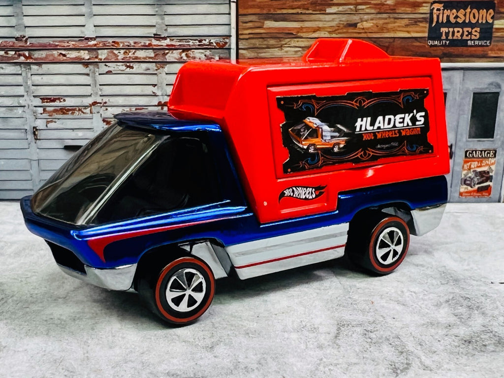 🇺🇸🇺🇸Hot Wheels Rlc Billboard Truck Blue Hladek's C15🇺🇸🇺🇸