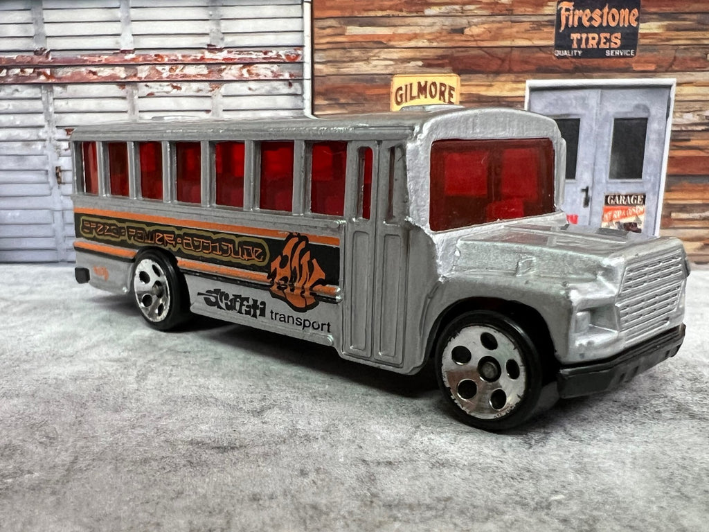 🇺🇸Hotwheels Street Art Speed Power Attitude Graffiti School Bus C15🇺🇸