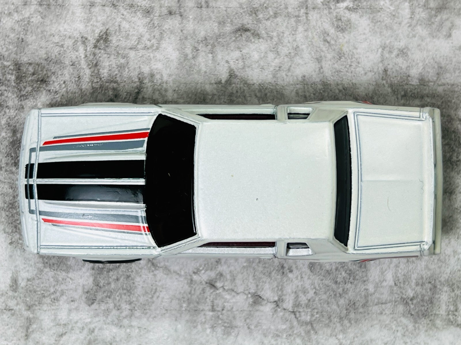 🇺🇸🇺🇸HOT WHEELS '86 Monte Carlo SS White HW Muscle Mania Chevy C18🇺🇸🇺🇸