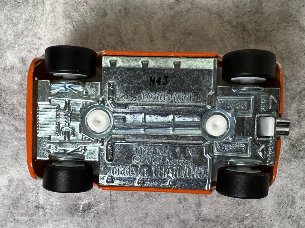 🇺🇸🇺🇸🇺🇸Hotwheels Morris Mini Castrol Orange C15🇺🇸🇺🇸🇺🇸