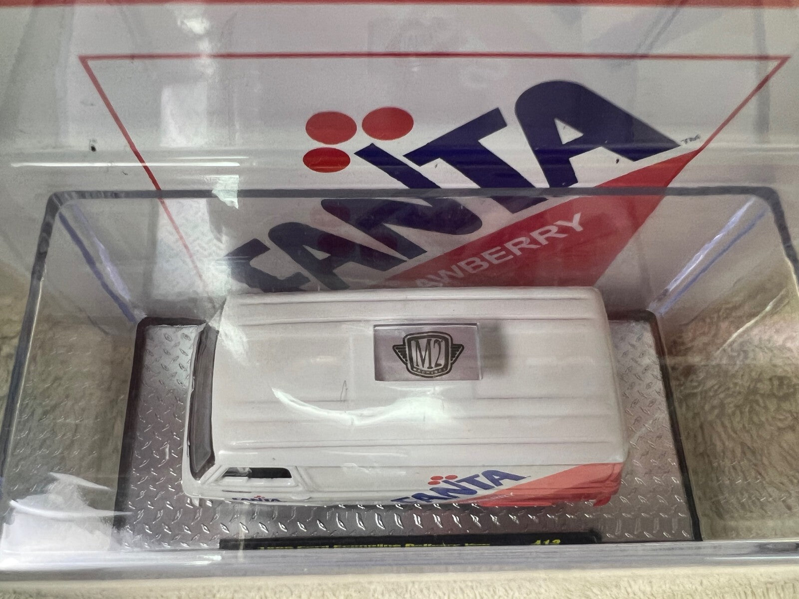🔥🔥🔥M2 Machines FANTA 1965 Ford Econoline Delivery Van A13 21-50 HW15🔥🔥🔥