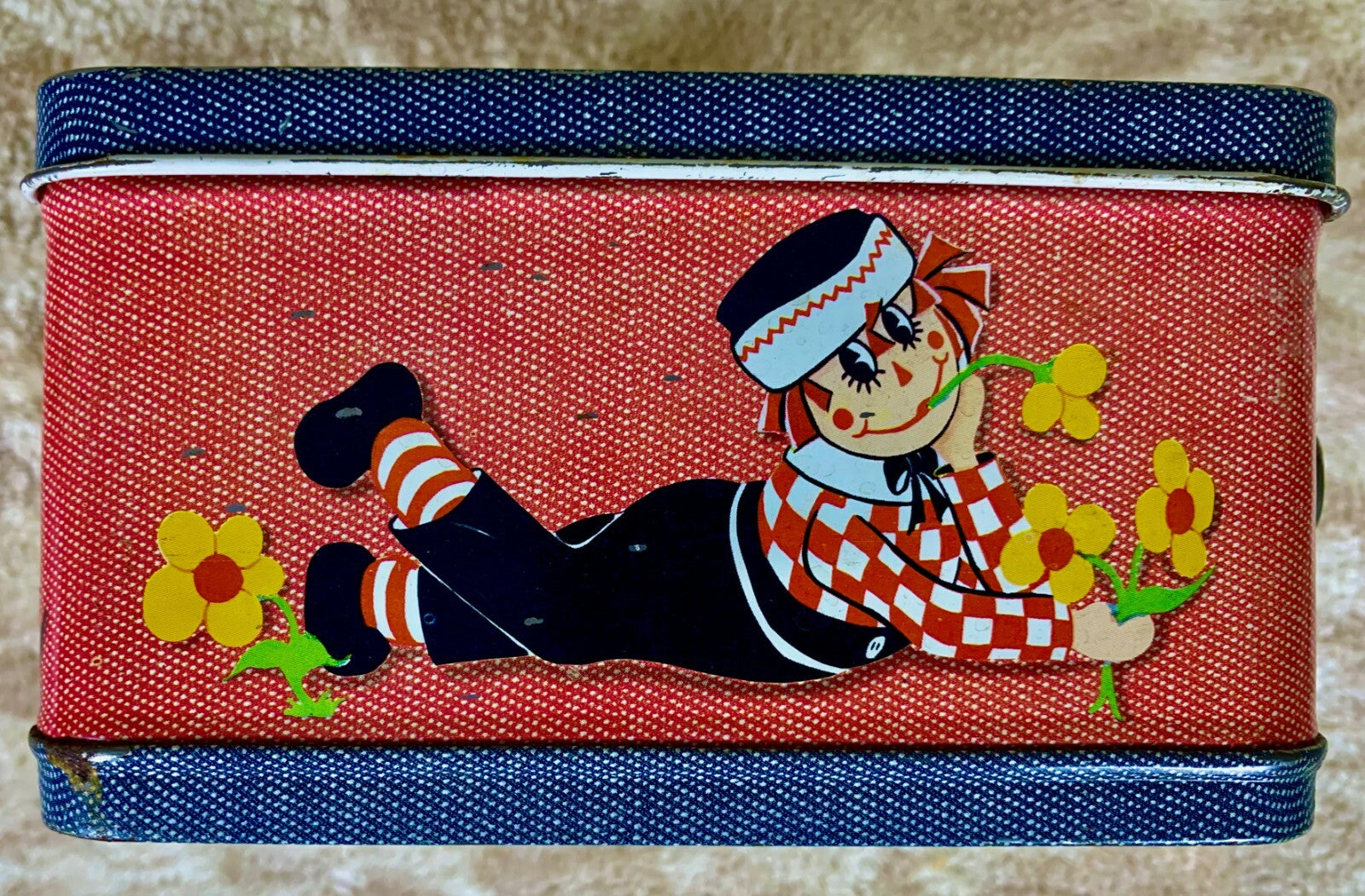 ******Rare Vintage Aladdin Raggedy Ann and Andy Metal Lunchbox  Rare 1973 ******