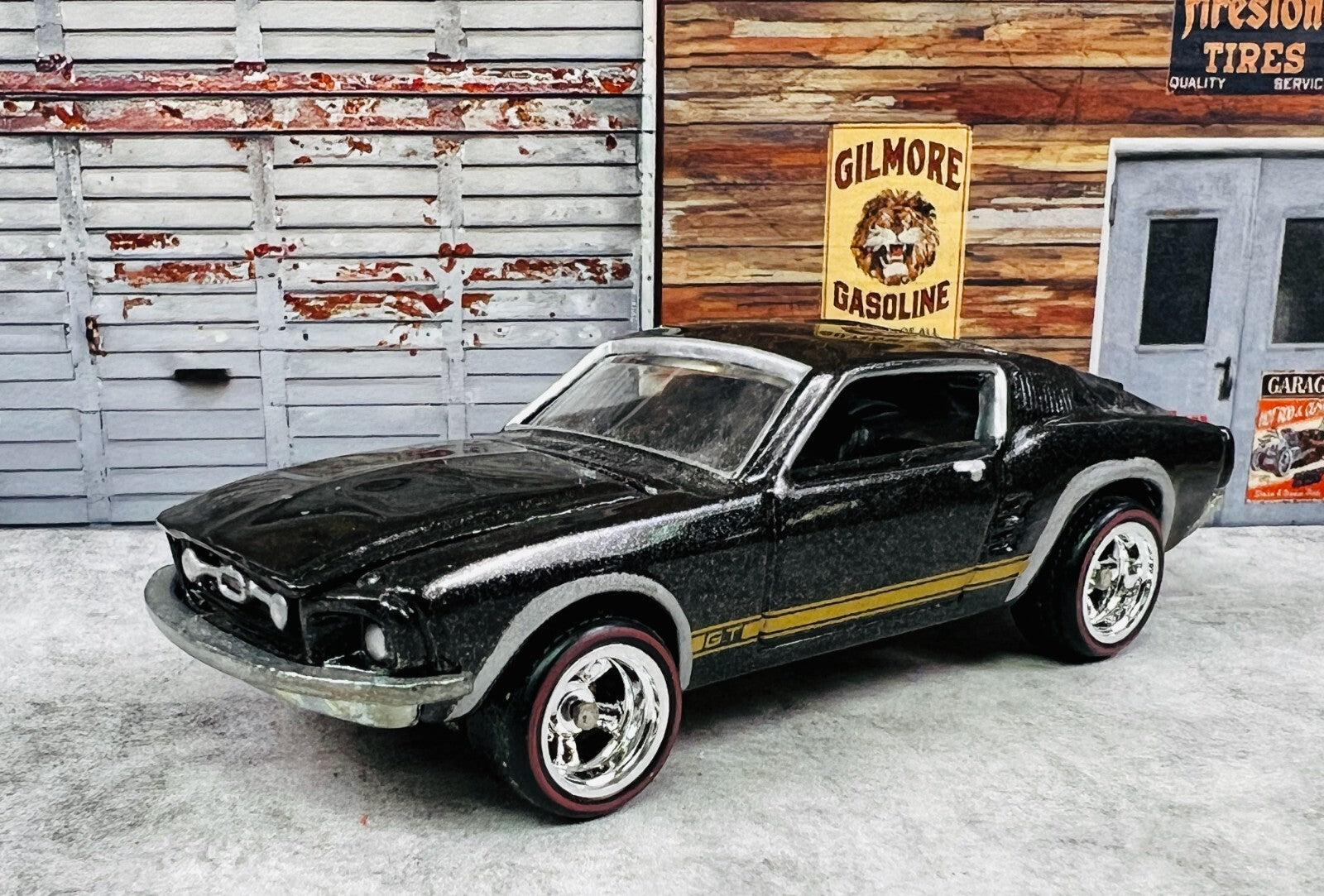 🇺🇸Hot Wheels Phil’s Garage ‘70 Chevelle SS  Black With Gold Wheels C23🇺🇸