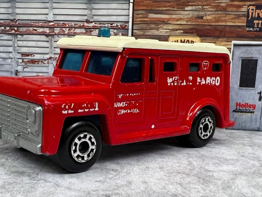 🔥Vintage Diecast Matchbox Toys Made England Lesney Well Fargo Armored Truck C3