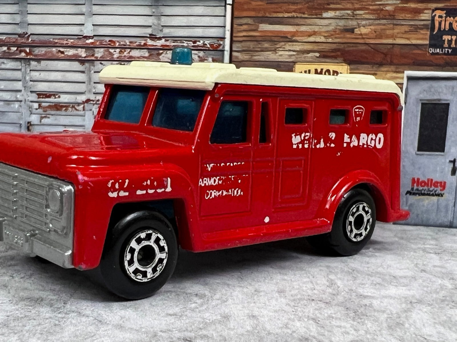 🔥Vintage Diecast Matchbox Toys Made England Lesney Well Fargo Armored Truck C3