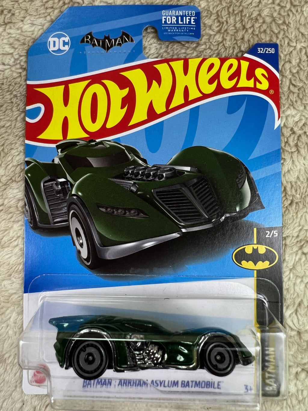 🦇🦇🦇🦇Hot Wheels Arkham Asylum Batmobile Green HW18🦇🦇🦇🦇