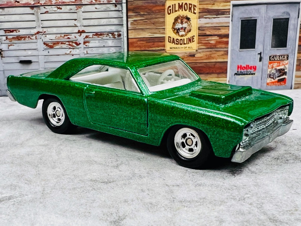 🔥🔥🔥HOT WHEELS 2006 HOLIDAY RODS '68 DODGE DART GREEN C20🔥🔥🔥