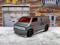 🔥🔥🔥Hot Wheels 2008 New Models CUSTOM '77 DODGE VAN Silver  C9🔥🔥🔥