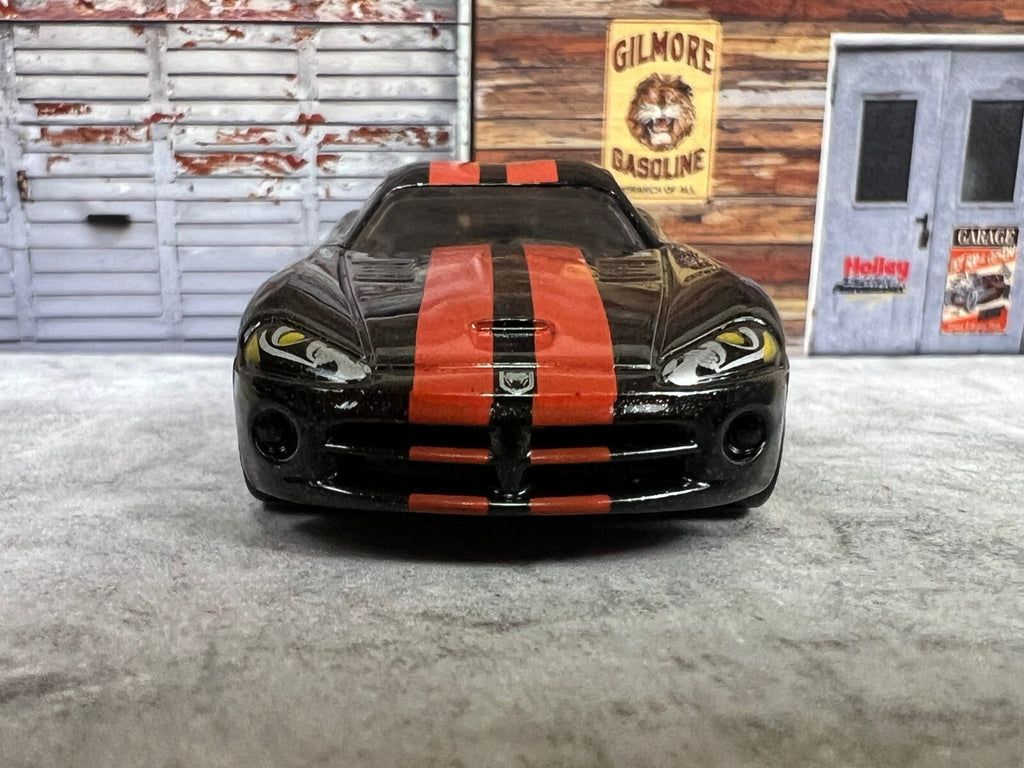 🇺🇸🇺🇸Hot Wheels Gran Turismo  Black And Red '05 DODGE VIPER SRT10 C14🇺🇸🇺🇸