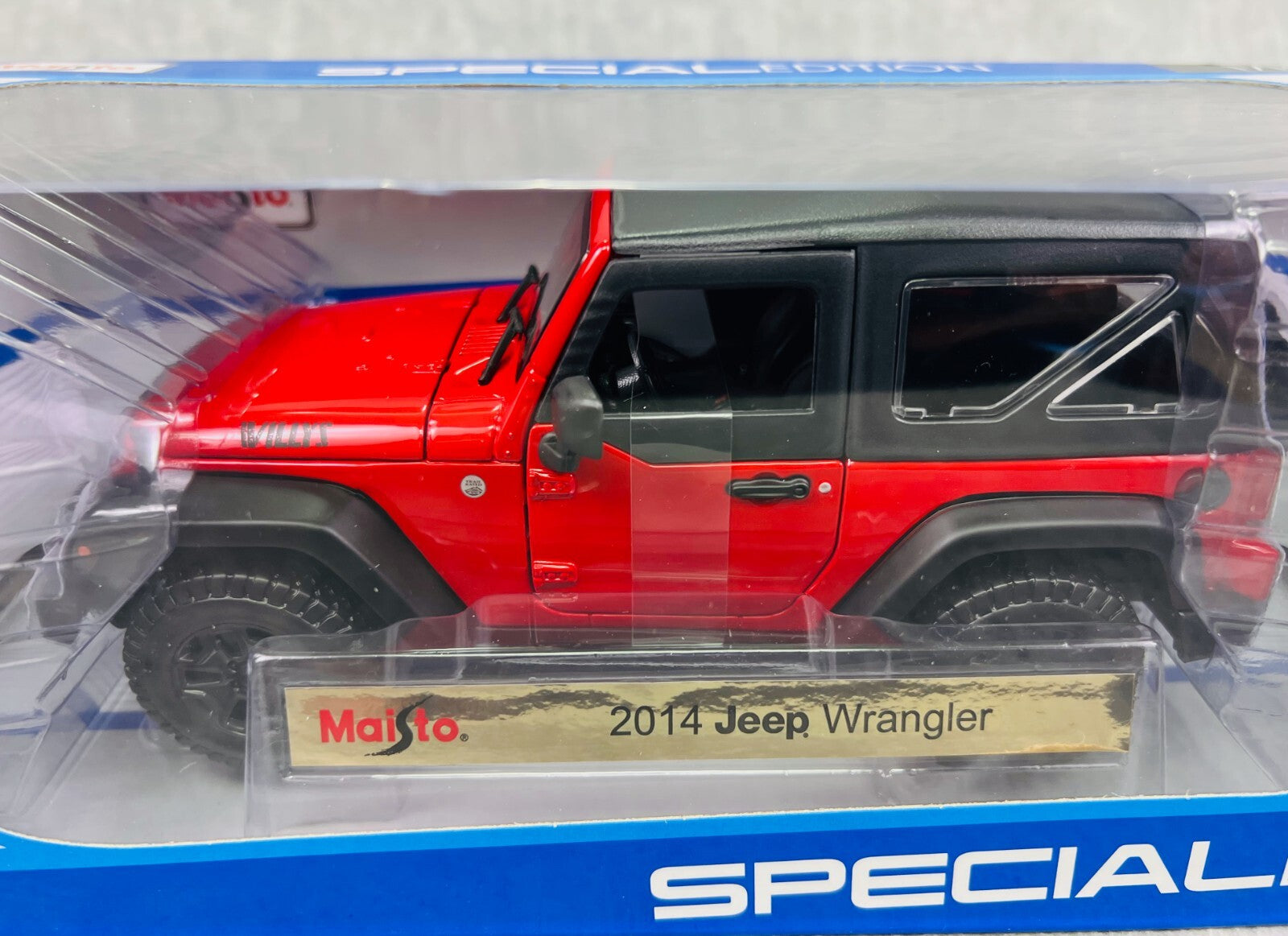 🇺🇸🇺🇸🇺🇸Maisto Jeep Wrangler 2014 Die Cast Model 1:18 Red 🇺🇸🇺🇸🇺🇸
