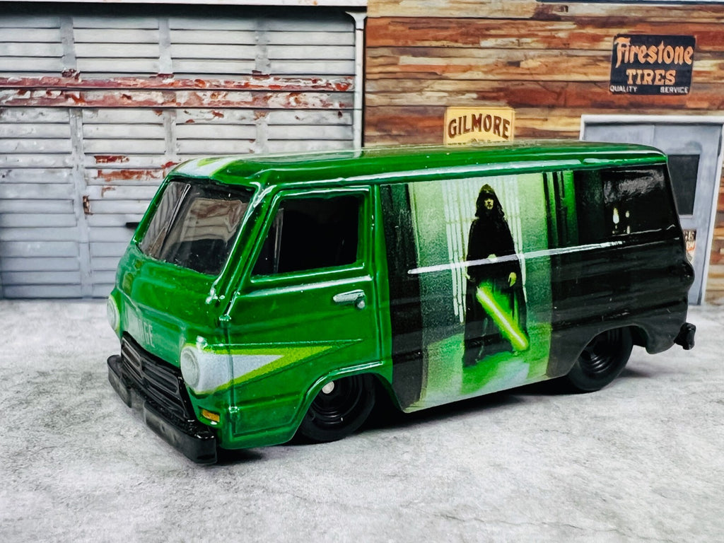 🔥🔥Hot Wheels Star Wars Mandalorian 1966 Dodge A100 Van Green Loose C21🔥🔥