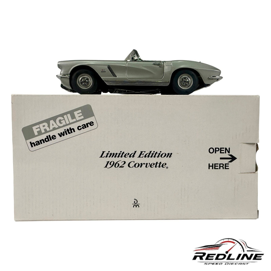 Danbury Mint 1962 1 24 1962 Chevrolet Corvette LN/Box