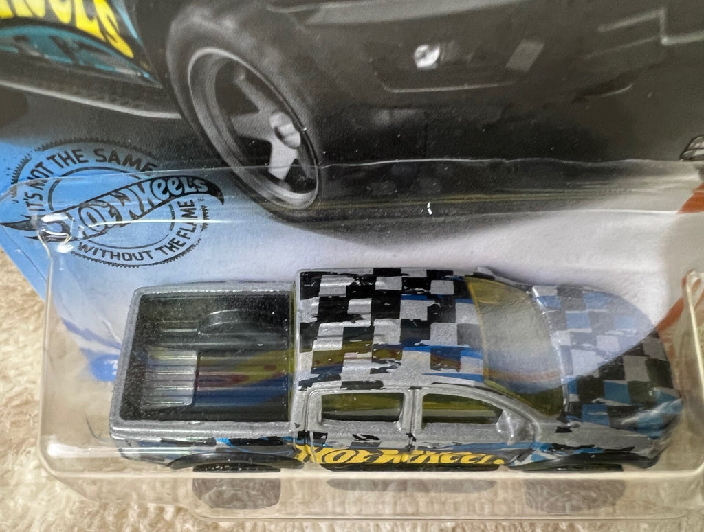 🔥🔥Hot Wheels Game Stop Exclusive HW Hot Trucks '19 Ford Ranger Raptor HW18🔥🔥