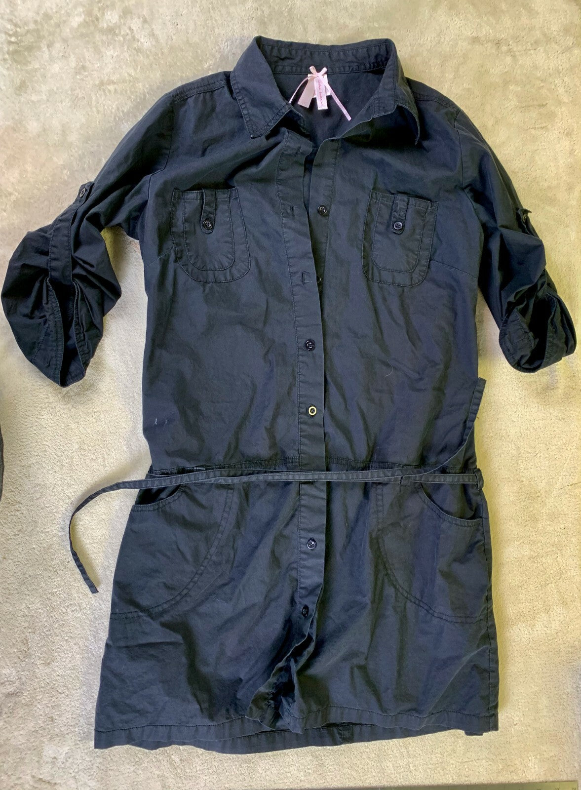 *****Women's Urban Behavior Button Down Blouse Long Sleeved Black Size Large****