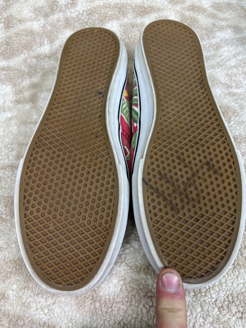🔥🔥Vans Doren Red Hawaiian Floral Print Canvas Shoes Size Men 6.5 Women 8🔥🔥